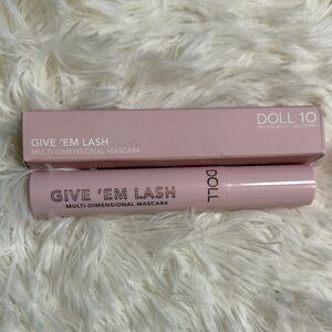 Doll 10 Give 'Em Lash Mascara - Soft Pink